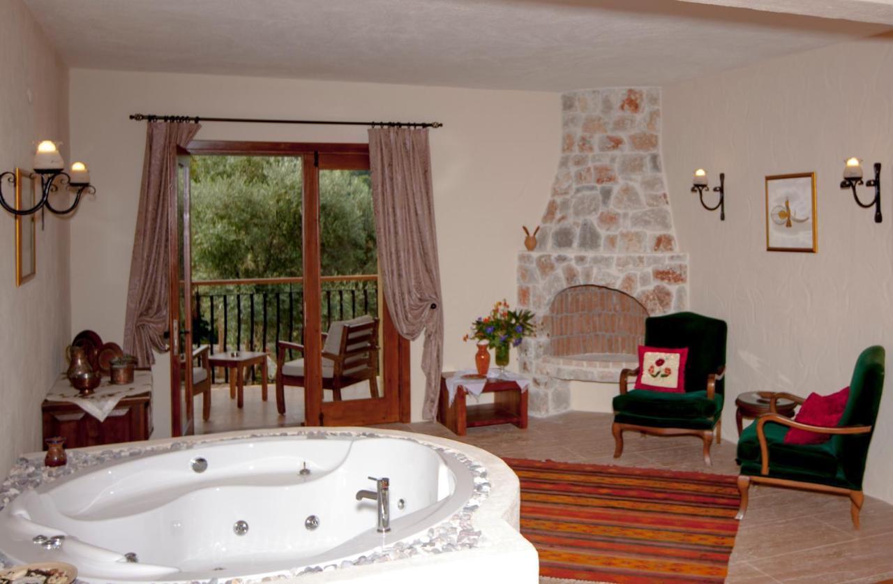 Room In Bb - Authentic Boutique Hotel Фетие Екстериор снимка